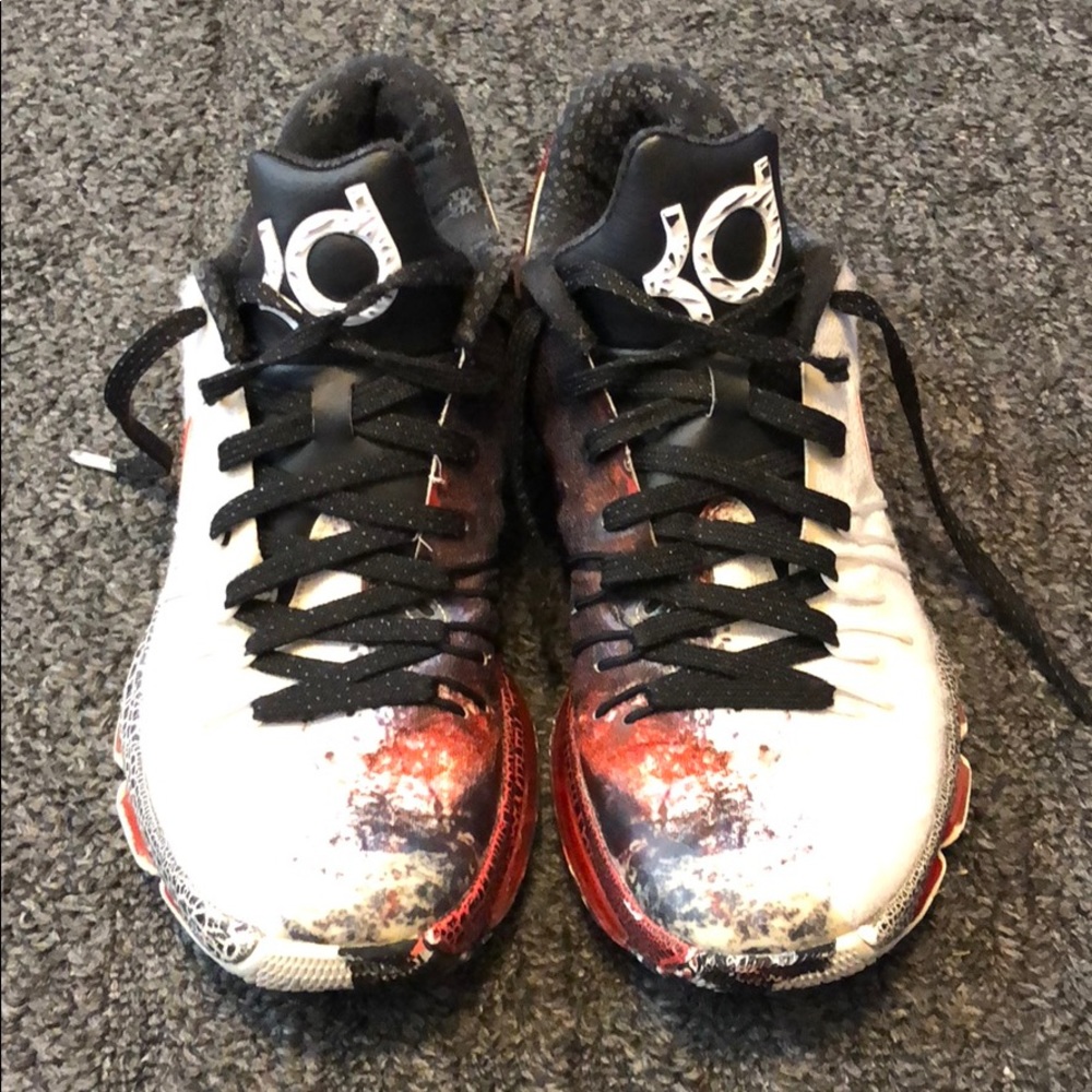 Limited Edition Nike Kevin Durant Basketball Shoes